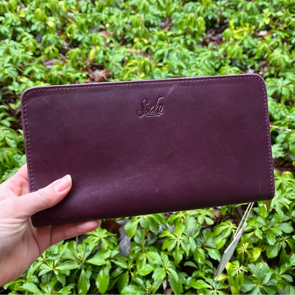 NWT Sseko Brambleberry Zipper Wallet